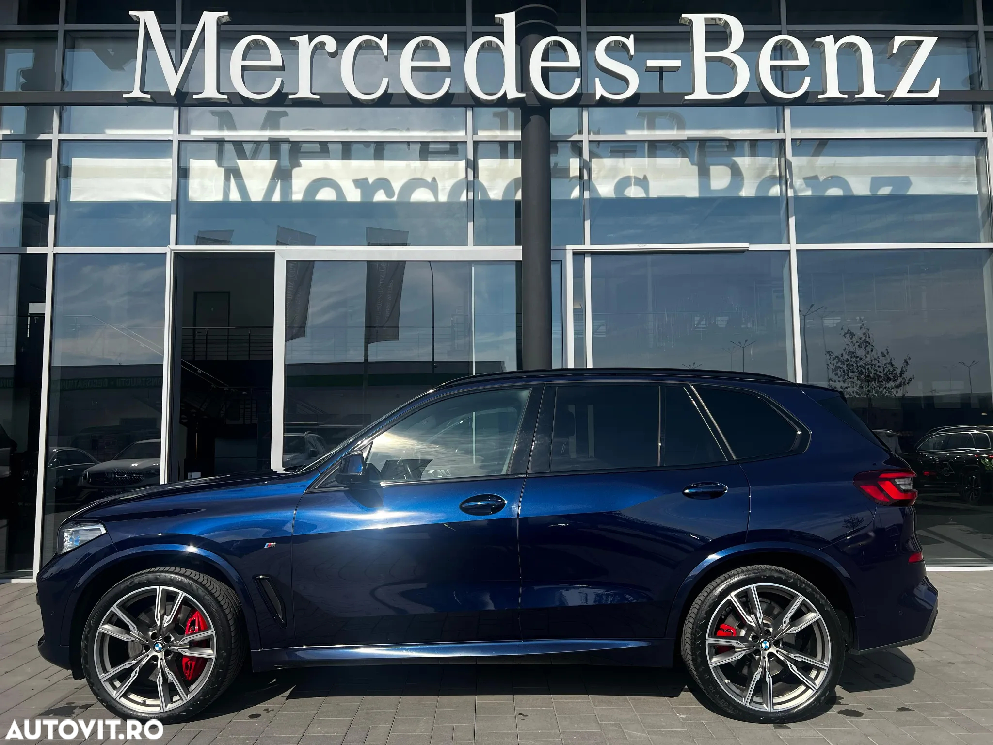 BMW X5 M M50i - 2