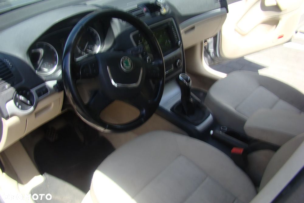 Skoda Octavia - 7