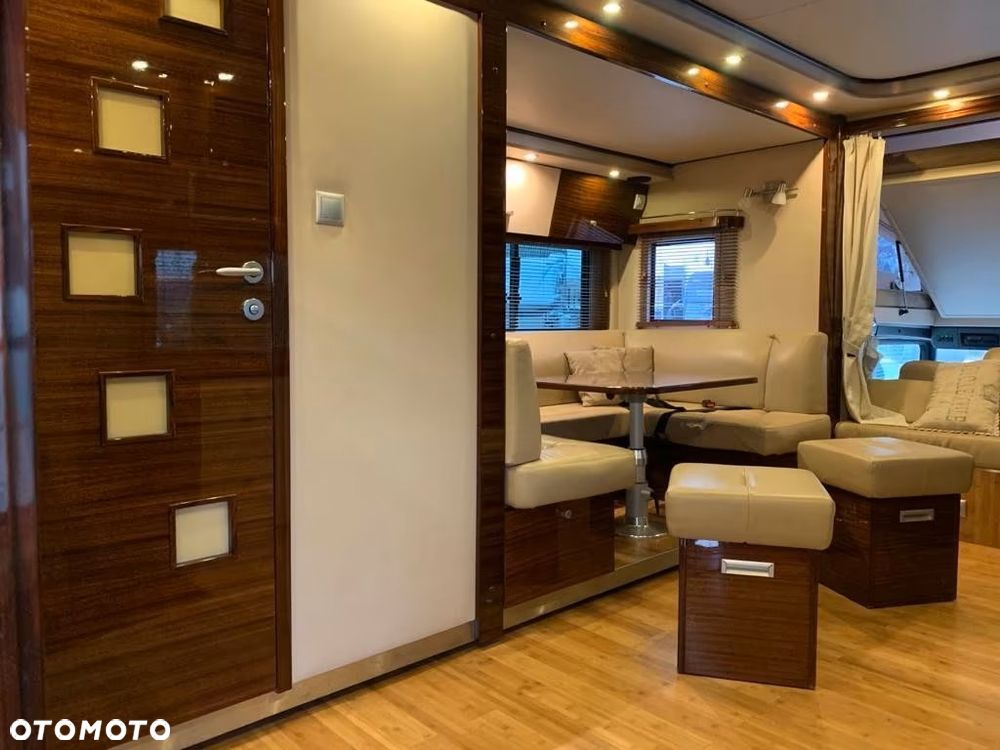 Scania P320 Interhorse – Transporter dla 5 Koni - część mieszkalna ok. 27,5 m² - 7