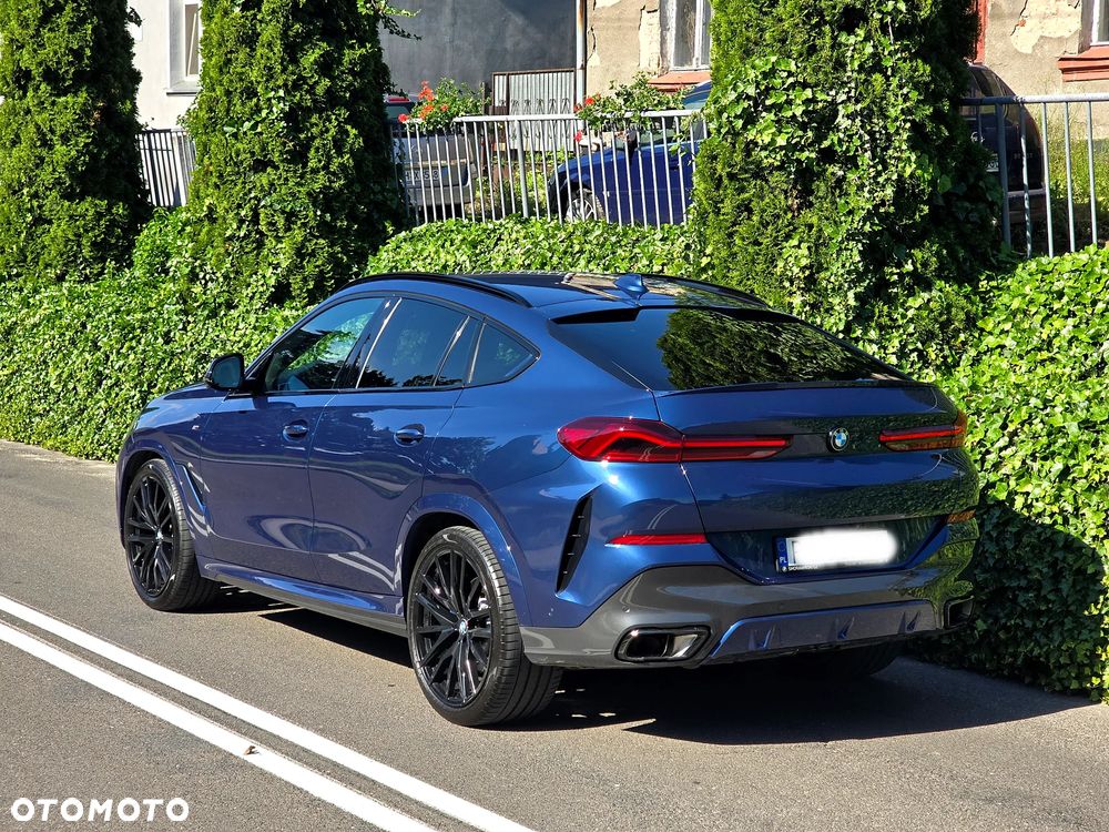BMW X6 xDrive40d mHEV - 31