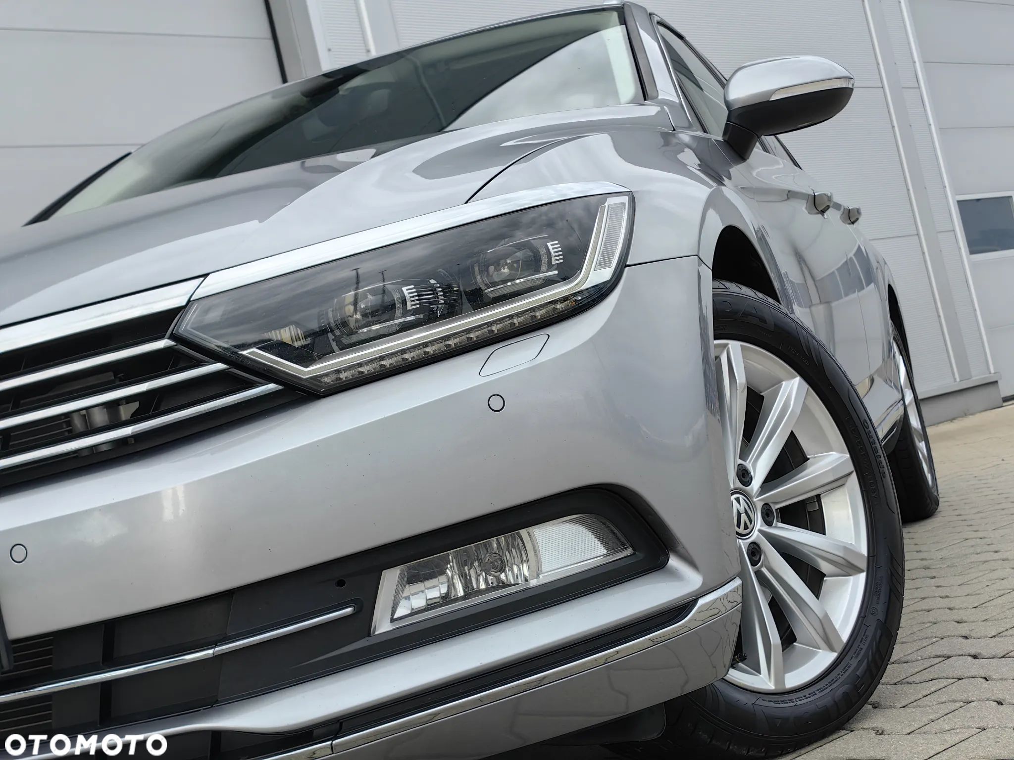 Volkswagen Passat 2.0 TDI BMT Highline DSG - 1