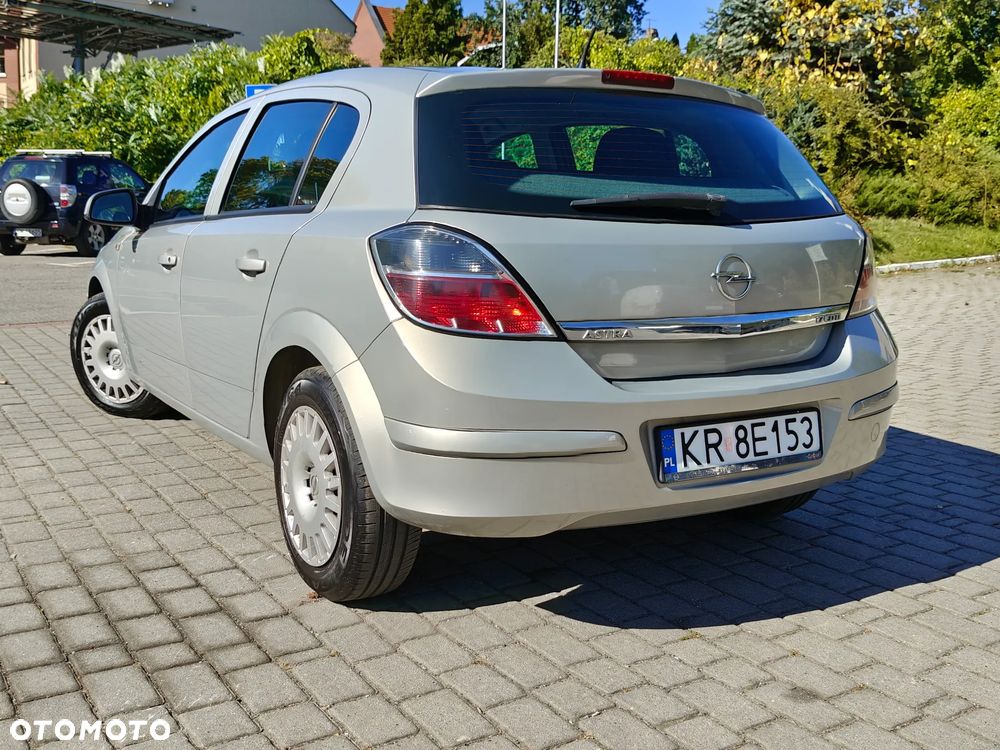 Opel Astra 1.7 CDTI Sport - 4