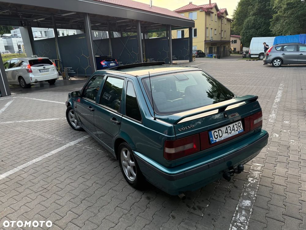 Volvo Seria 400 - 6