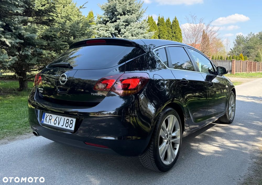 Opel Astra 1.4 Turbo Cosmo - 8