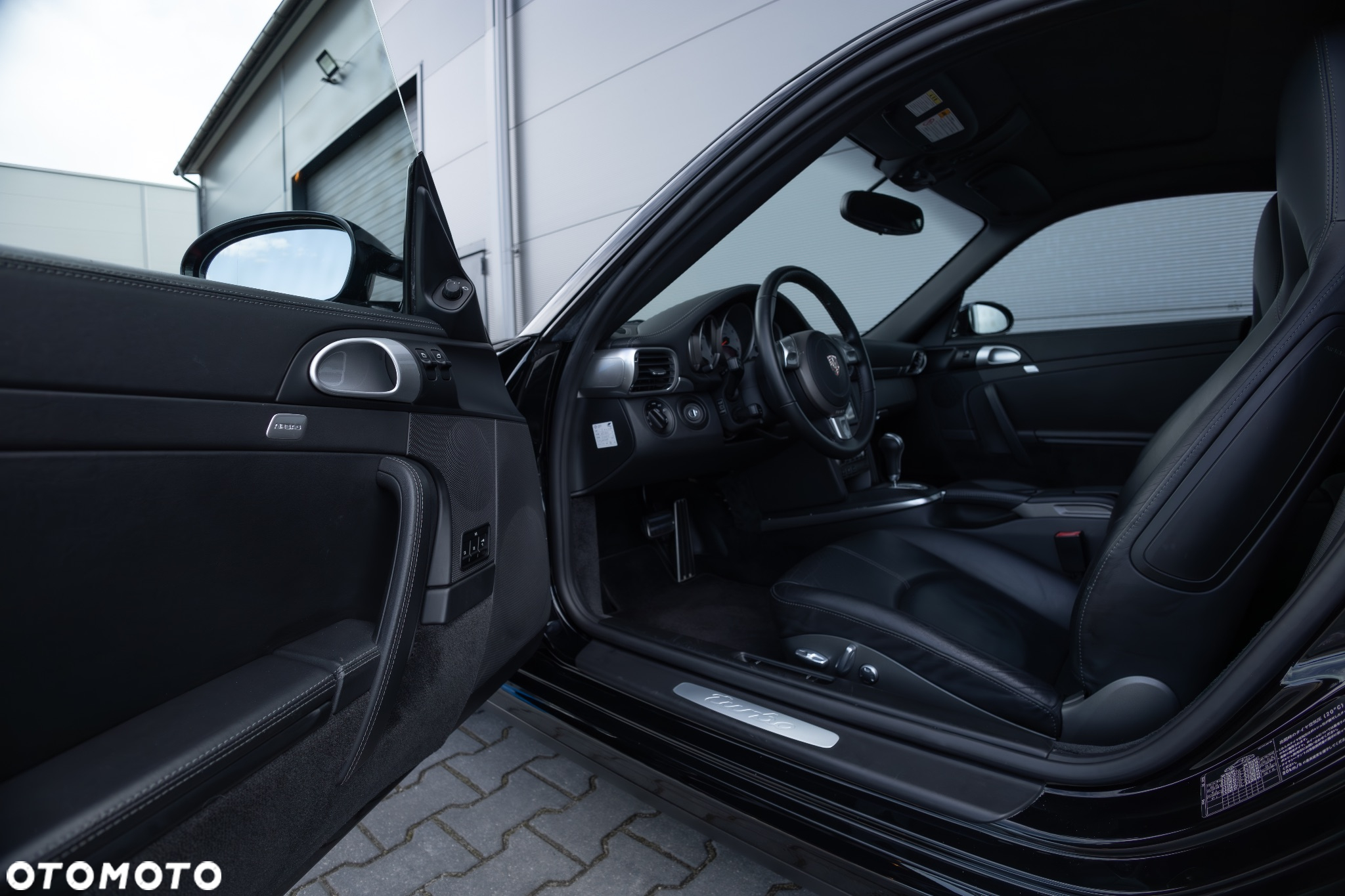 Porsche 911 Turbo Tiptronic S - 27