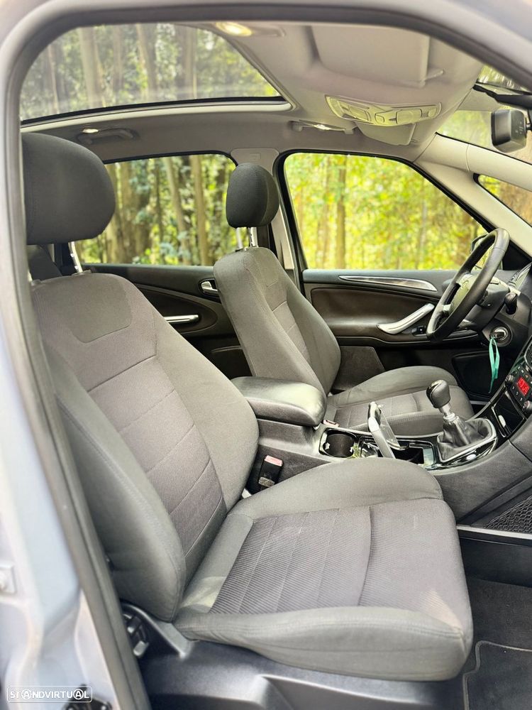 Ford S-Max 1.6 TDCi Titanium 7L - 18