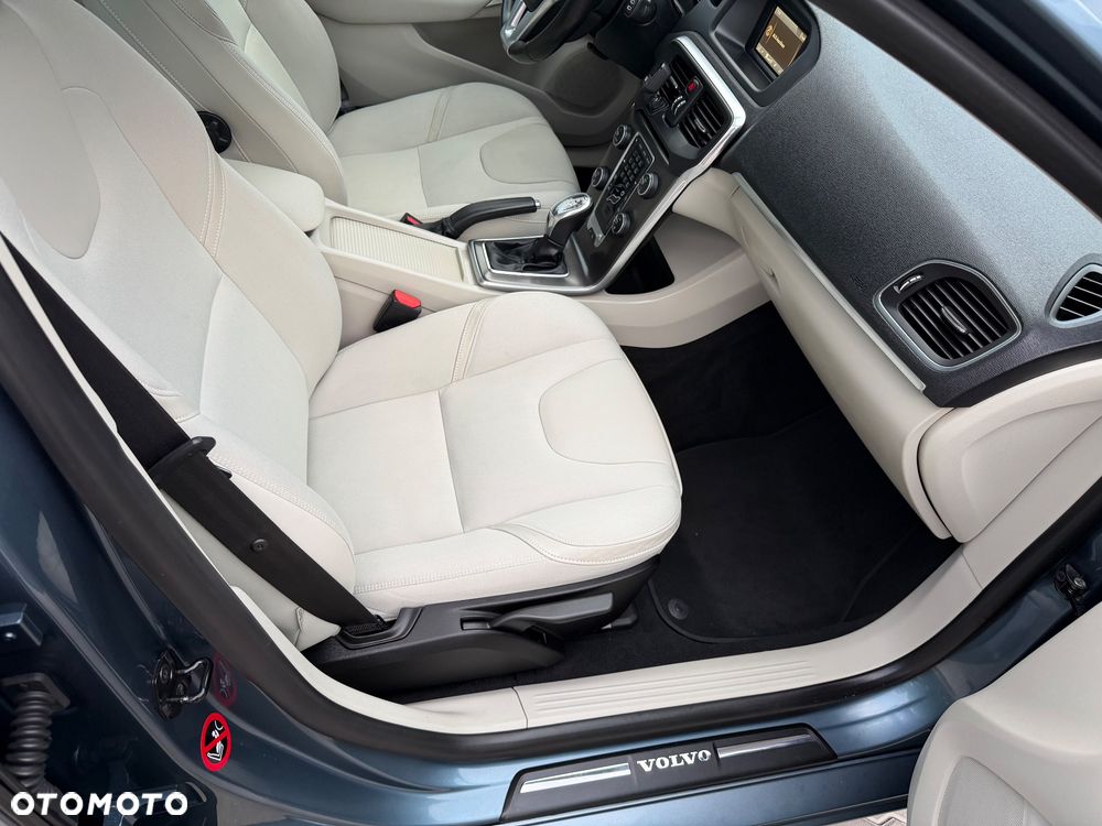 Volvo V40 T5 Geartronic Summum - 31