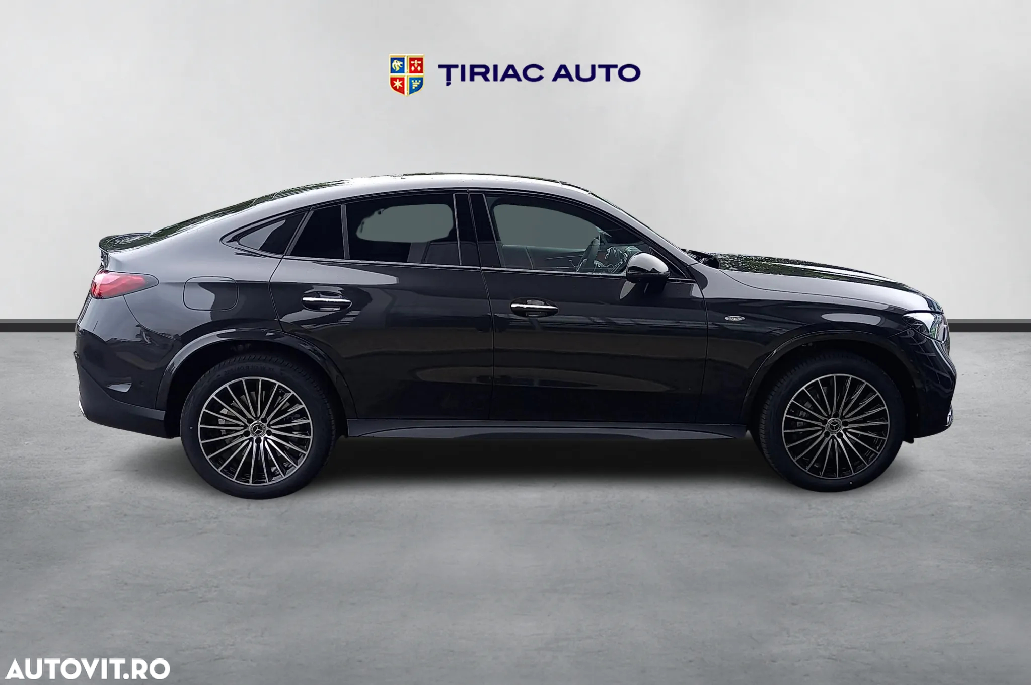 Mercedes-Benz GLC Coupe 300 e 4Matic 9G-TRONIC Edition AMG Line - 2