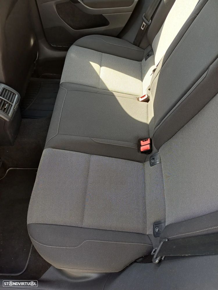 VW Golf 1.6 TDI Trendline - 18