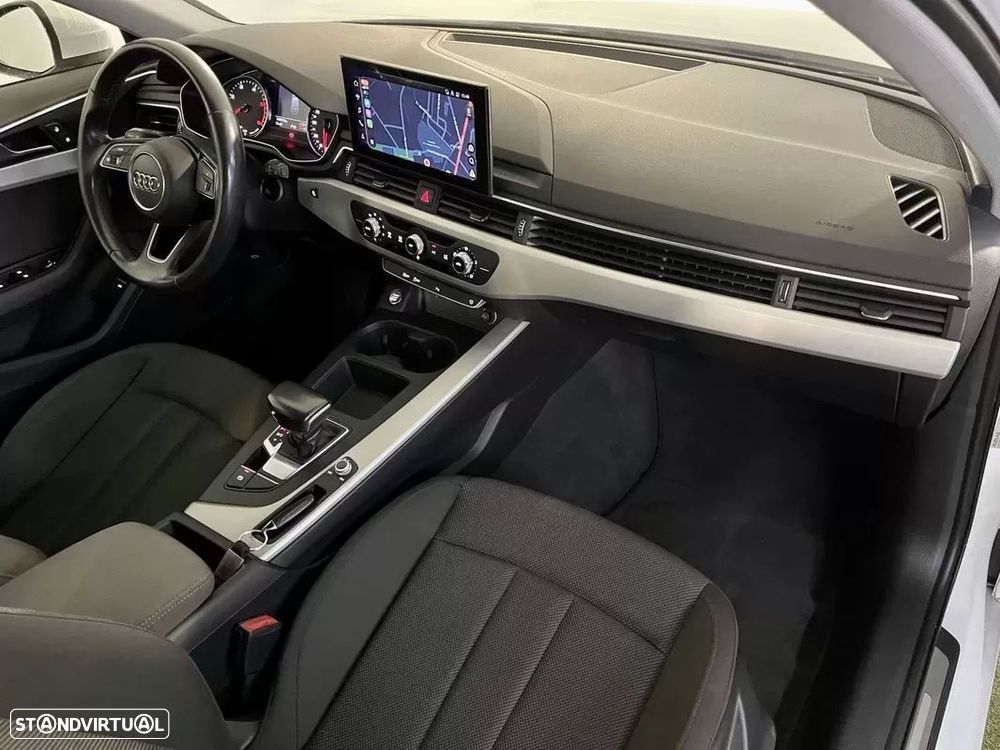 Audi A4 Avant 30 TDI S tronic — fotografia 15