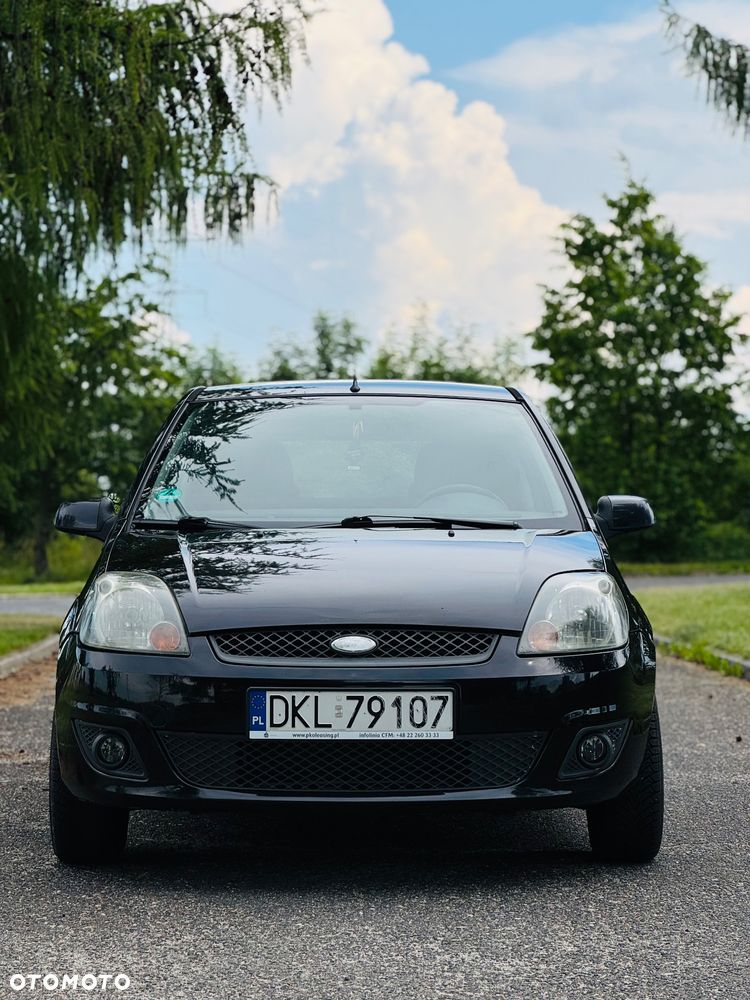 Ford Fiesta - 2