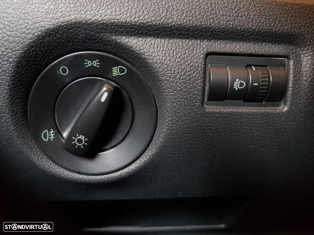 Skoda Fabia Break 1.2 TSi Ambiente - 43