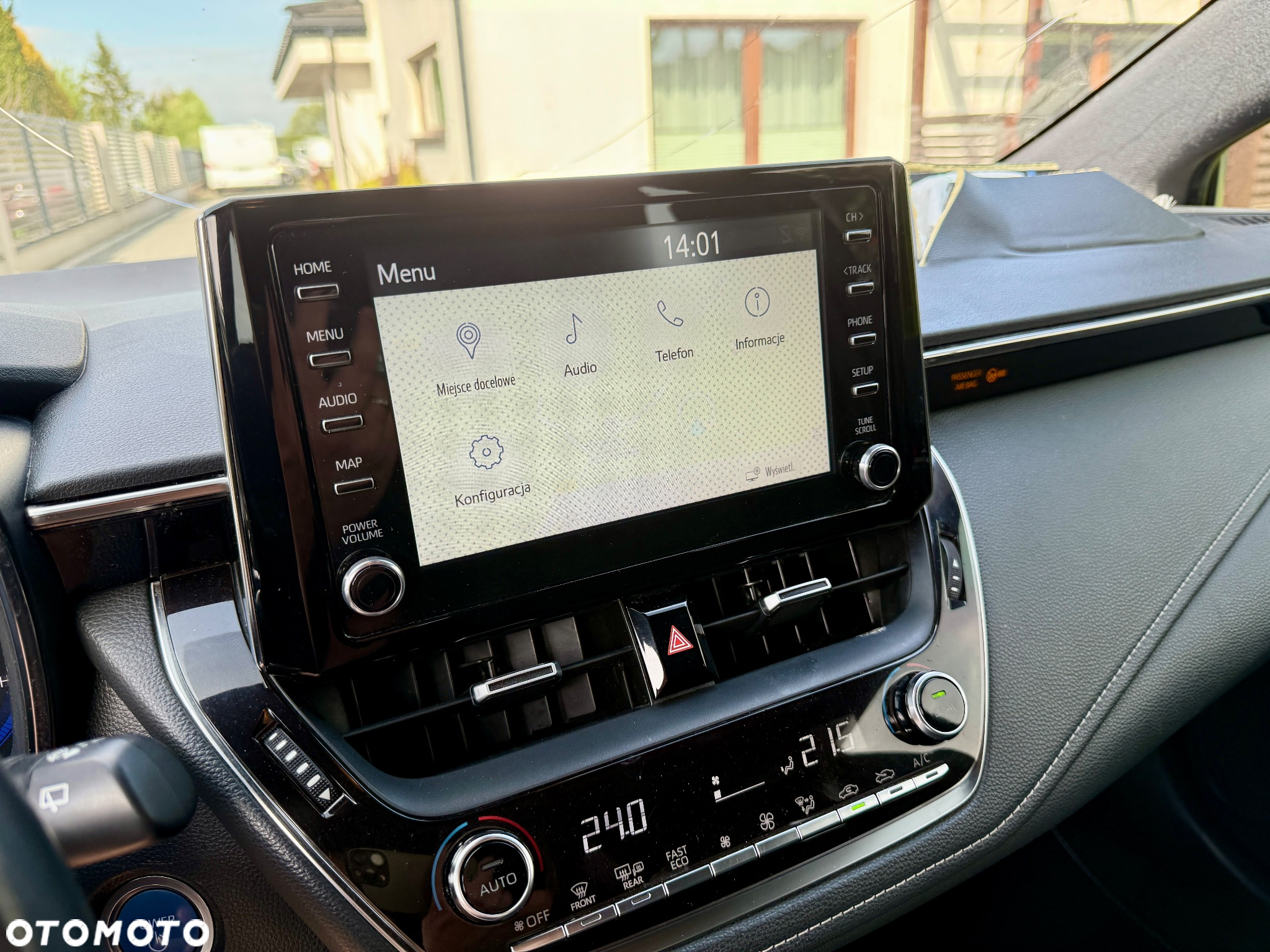 Toyota Corolla 1.8 Hybrid Comfort - 37