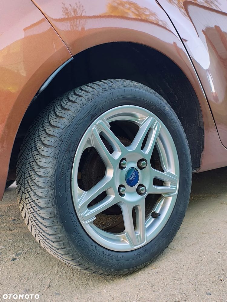 Ford Fiesta 1.5 TDCi Champions Edition - 18
