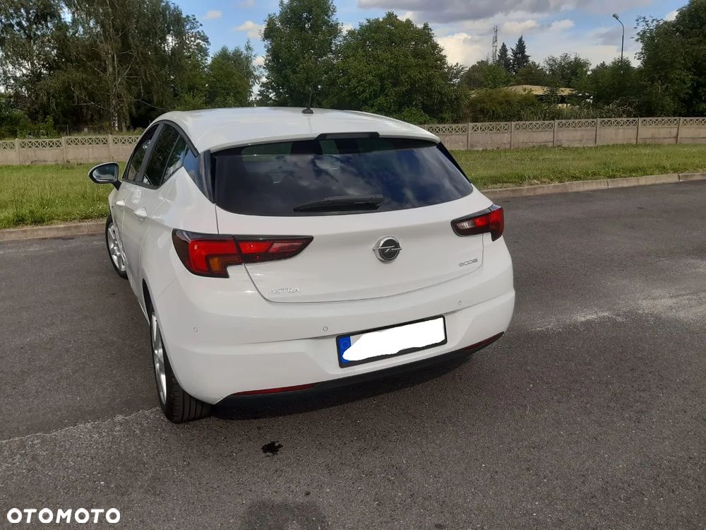 Opel Astra 1.0 T Essentia S&S - 5