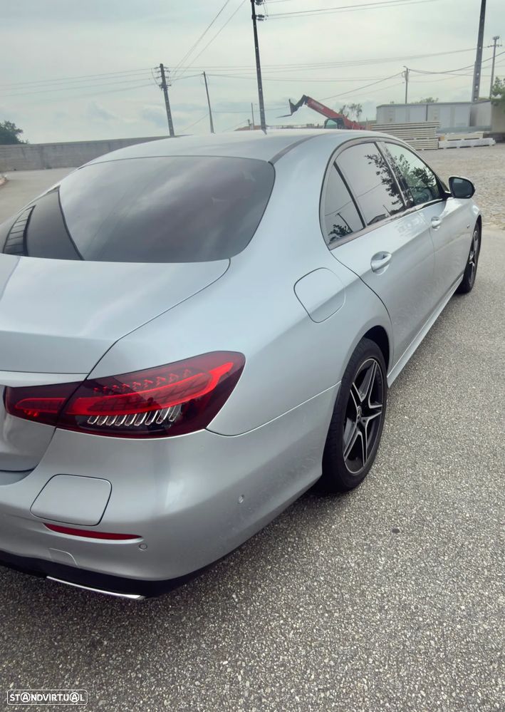 Mercedes-Benz E 300 de AMG Line - 8