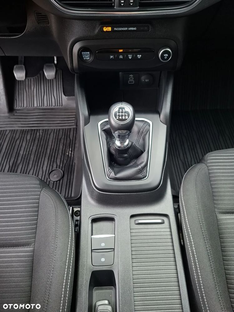 Ford Focus 1.0 EcoBoost Titanium - 32