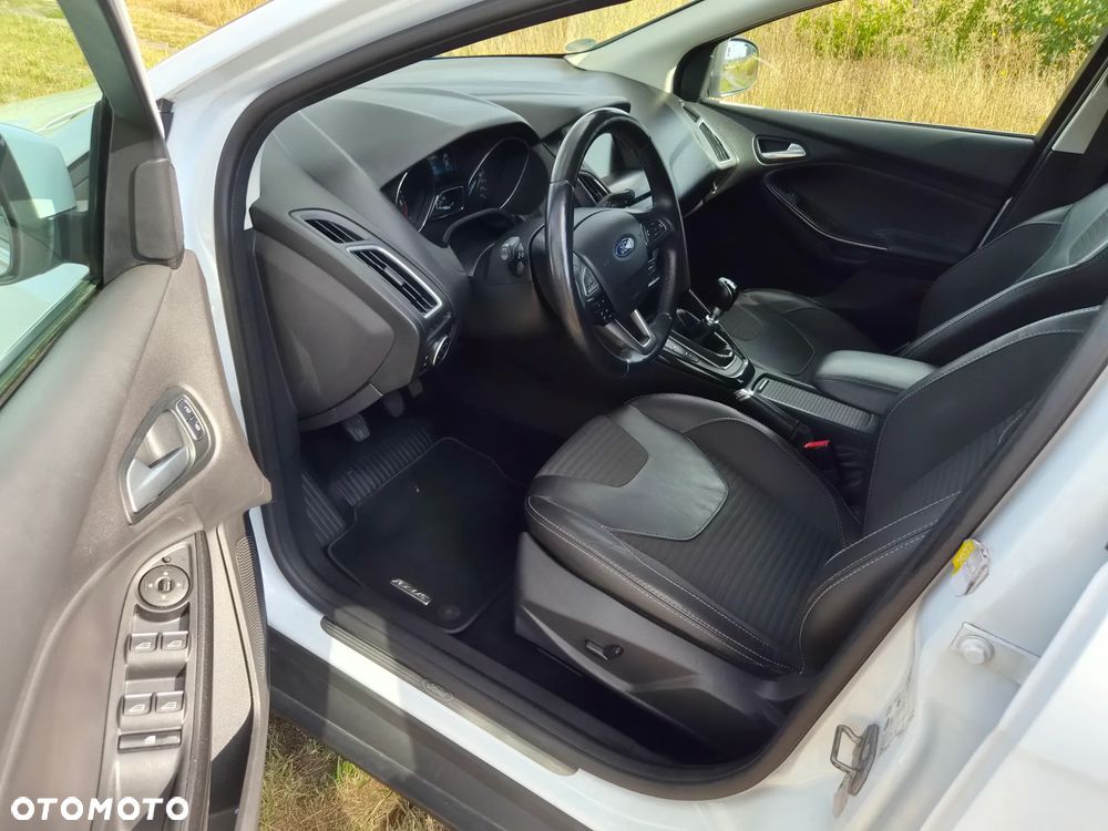 Ford Focus 1.5 TDCi Titanium - 9