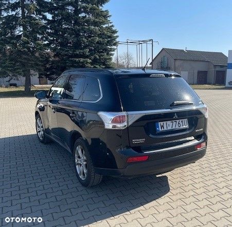 Mitsubishi Outlander 2.0 Intense + - 7