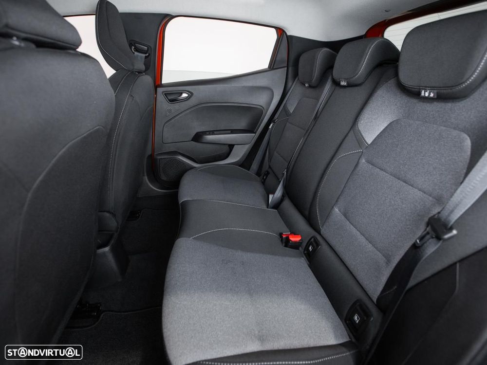 Renault Clio 1.0 TCe Evolution - 10