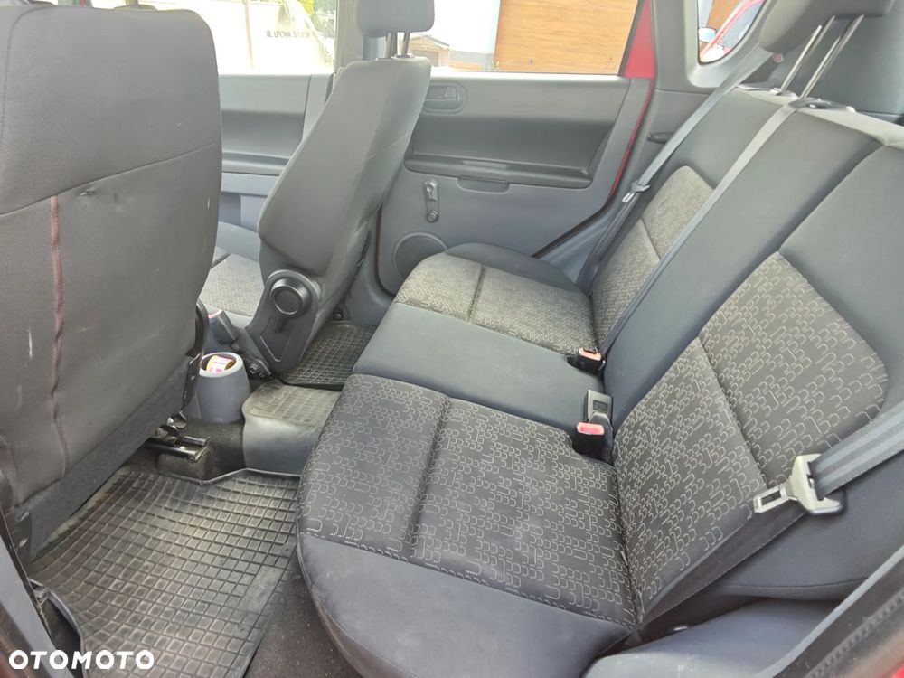 Mitsubishi Colt - 21