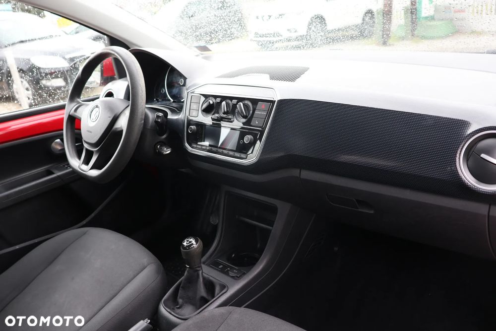 Volkswagen up! sound - 10