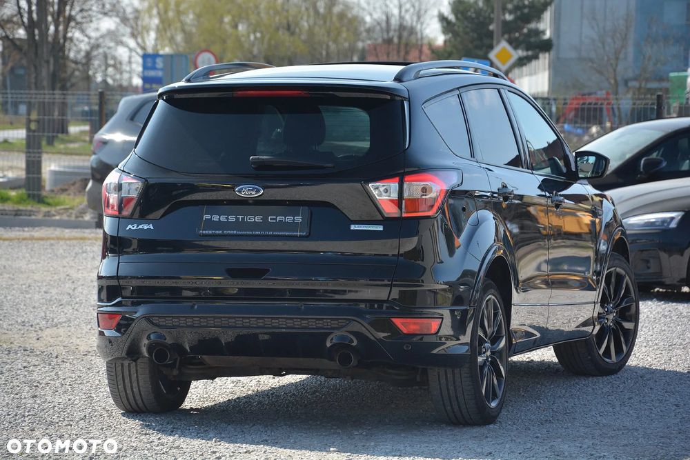 Ford Kuga - 4