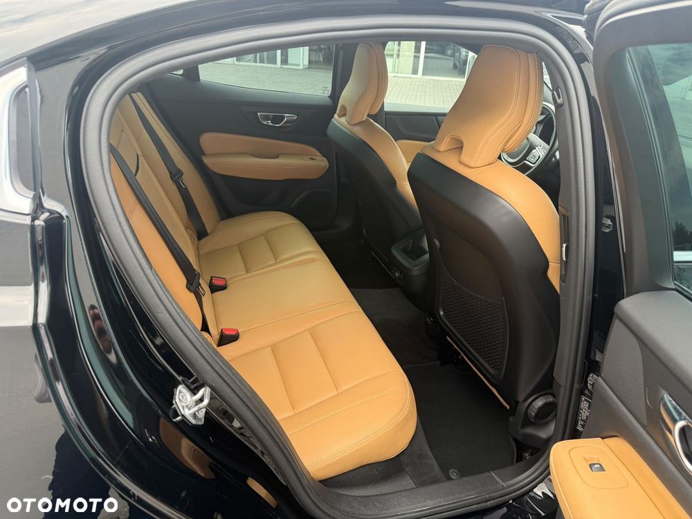 Volvo S60 - 30