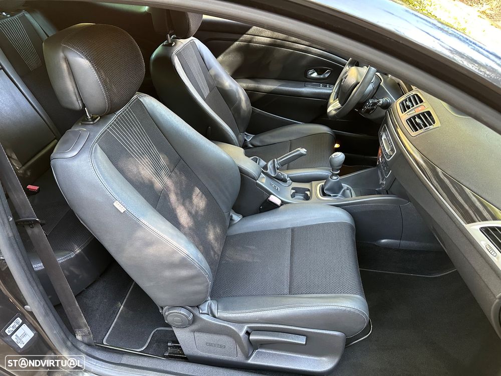 Renault Mégane Coupe 1.5 dCi Dynamique S - 18