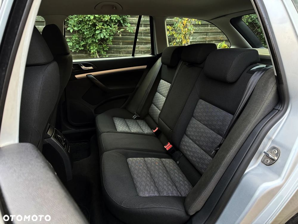 Skoda Octavia 1.6 TDI Ambiente - 17