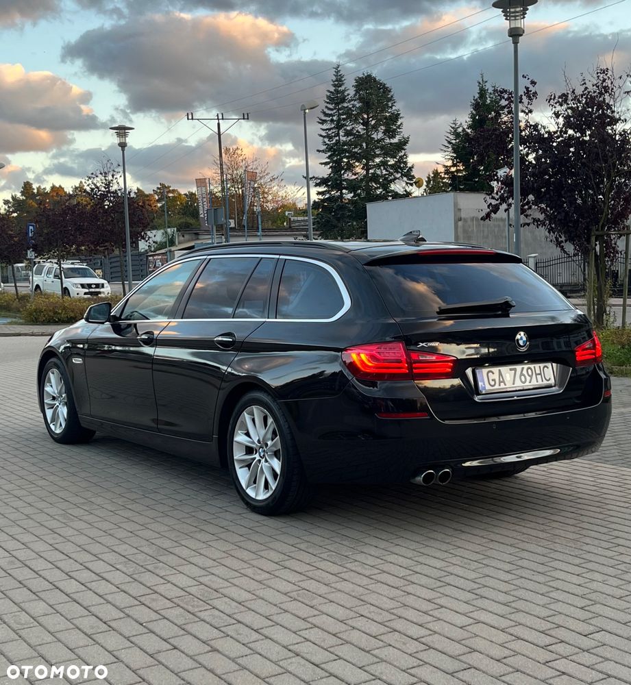 BMW Seria 5 520d xDrive - 2