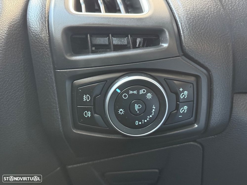 Ford Focus 1.5 TDCi Titanium - 23