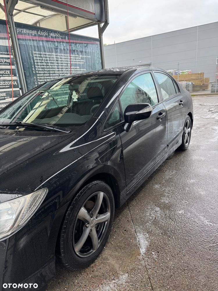 Honda Civic 1.8 Comfort - 5