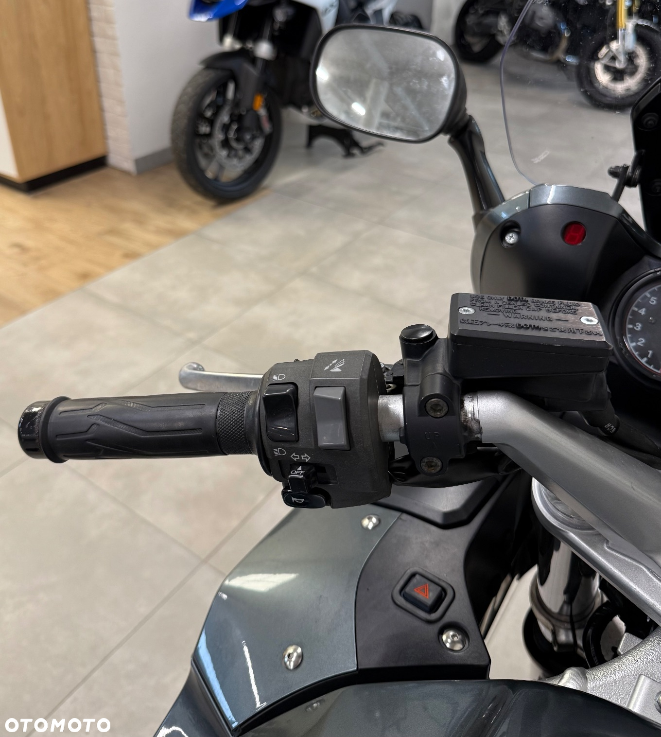 Yamaha FJR - 7