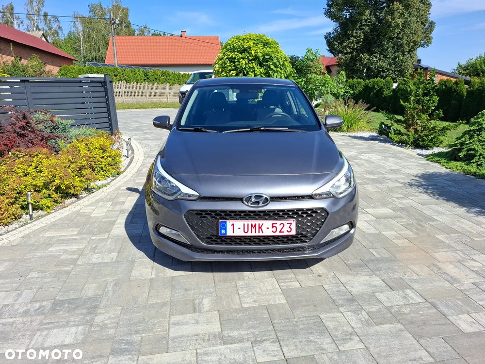 Hyundai i20 1.2 Fresh - 20