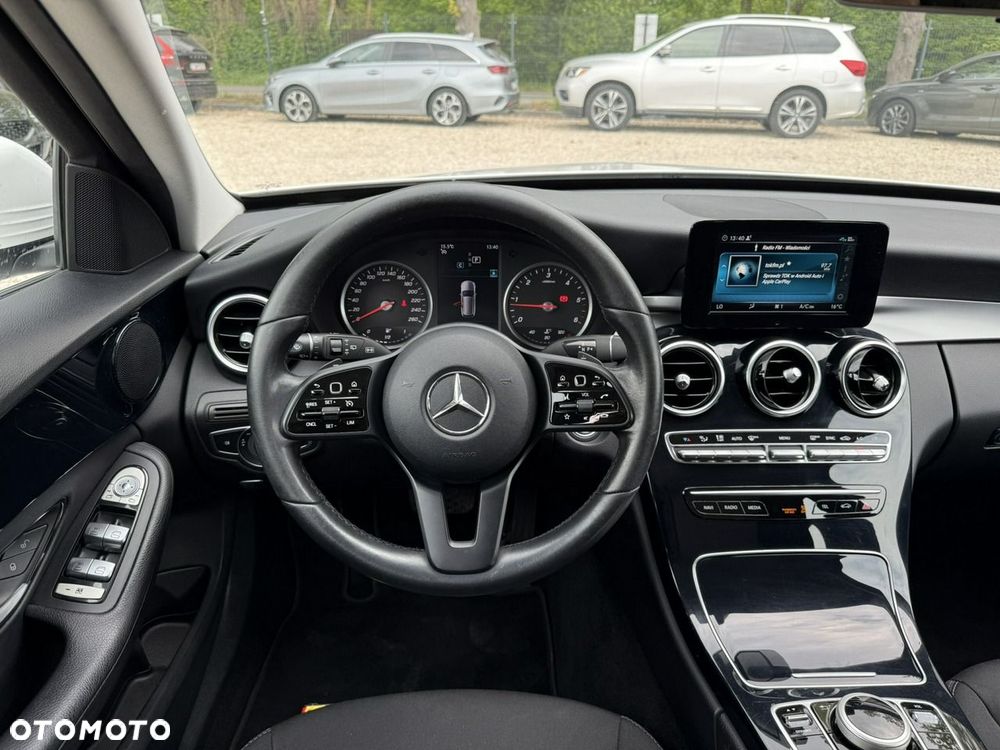 Mercedes-Benz Klasa C 220 d 9G-TRONIC - 26