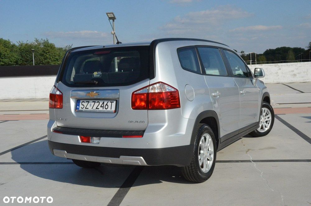 Chevrolet Orlando - 17