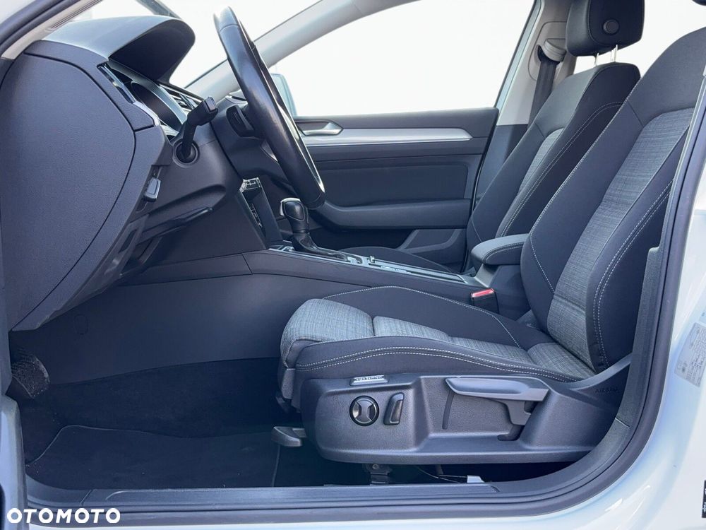 Volkswagen Passat Variant - 12