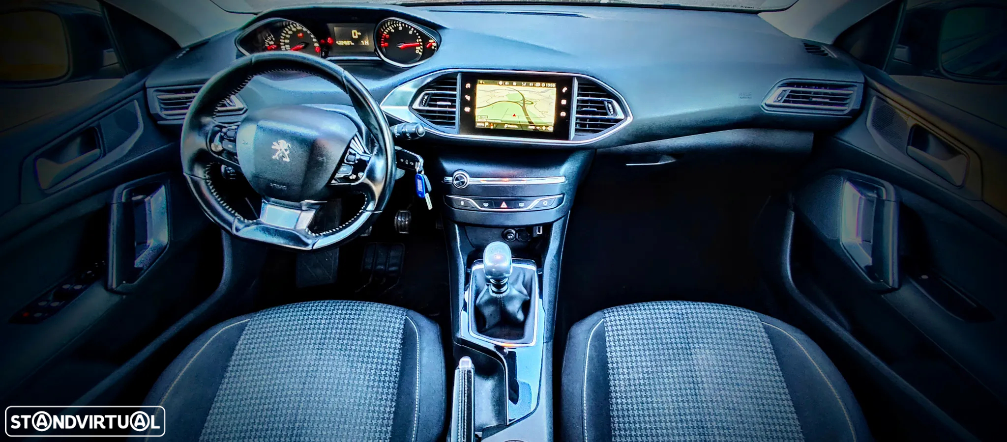 Peugeot 308 1.6 BlueHDi Active J17 - 16