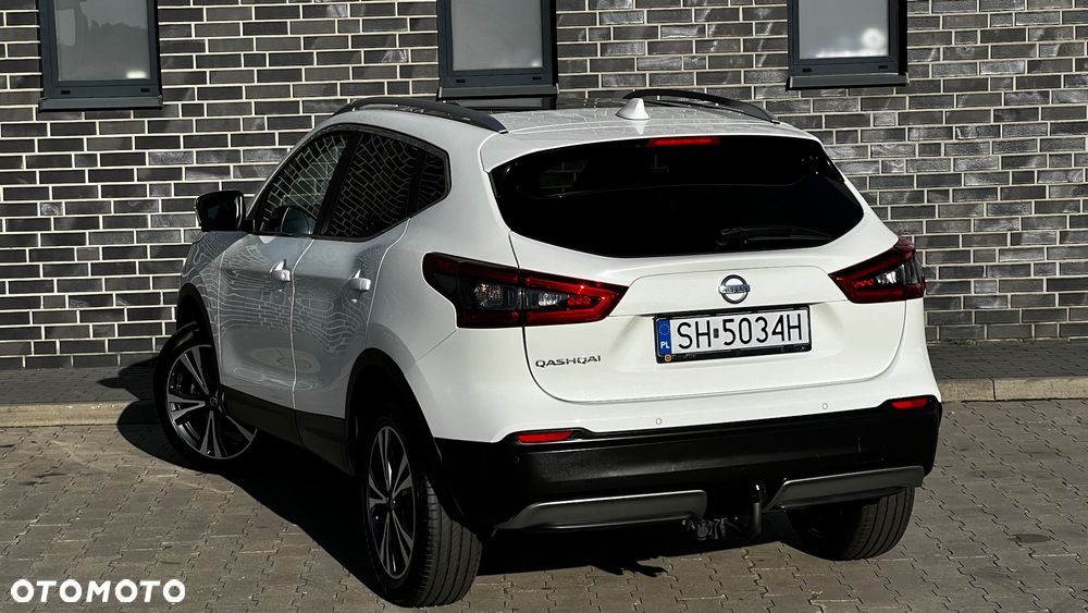 Nissan Qashqai 1.6 DIG-T N-Connecta - 18