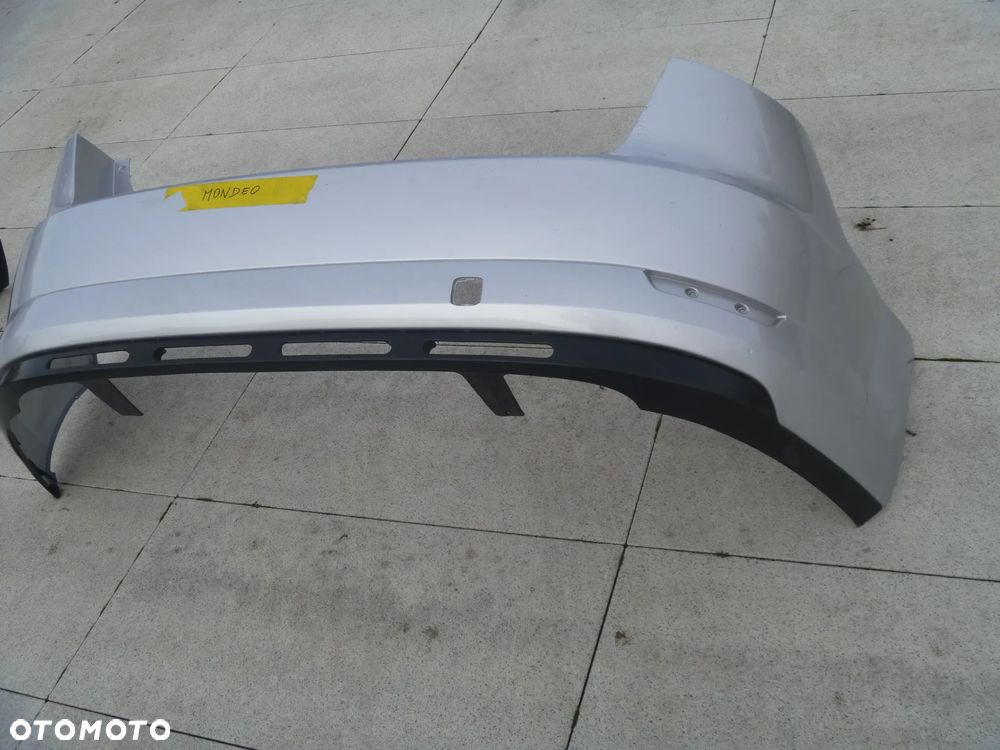 FORD MONDEO MK4 HB ZDERZAK TYLNY SREBRNY IDEALNY - 2
