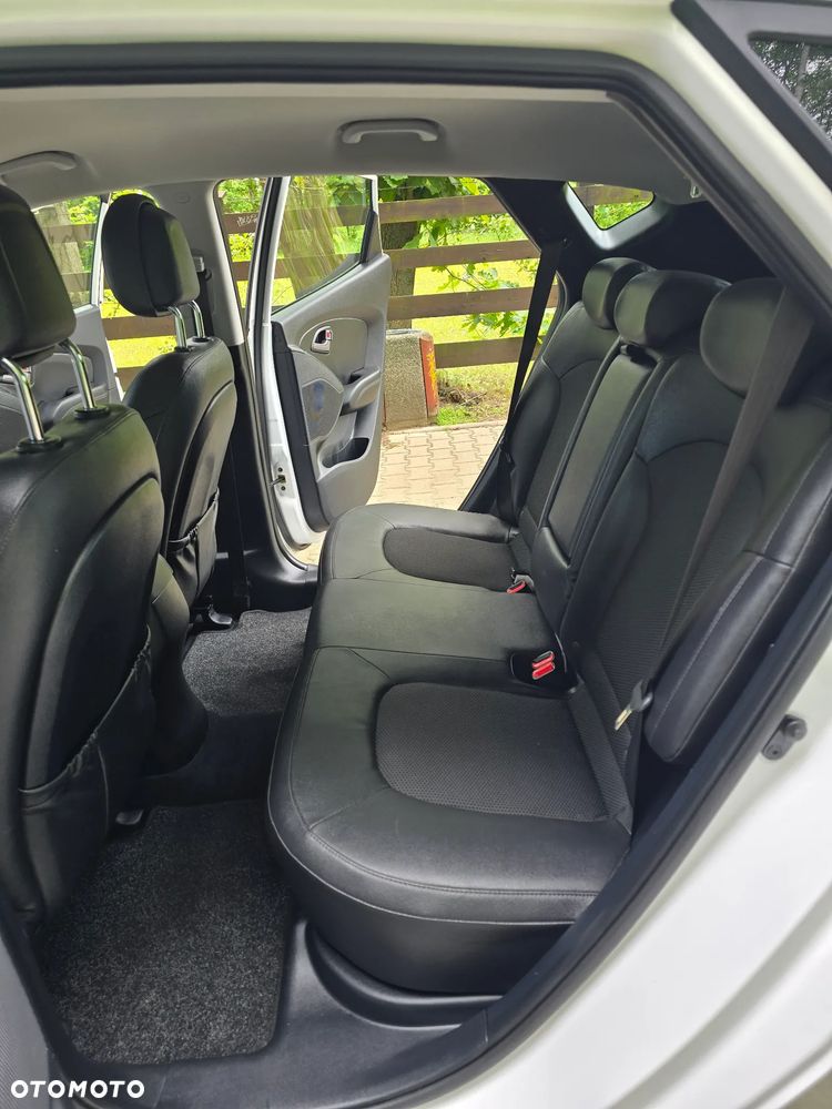 Hyundai ix35 1.7 CRDi 2WD Fifa World Cup Edition - 26