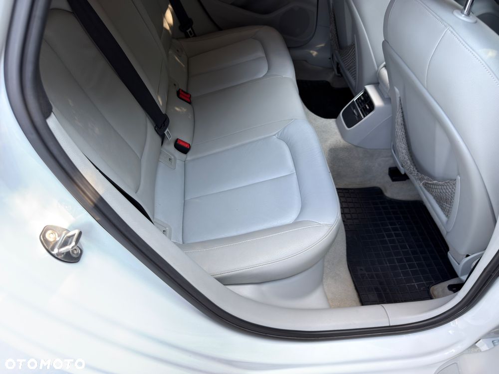 Audi A3 Limousine 1.8 TFSI S tronic Ambiente - 23