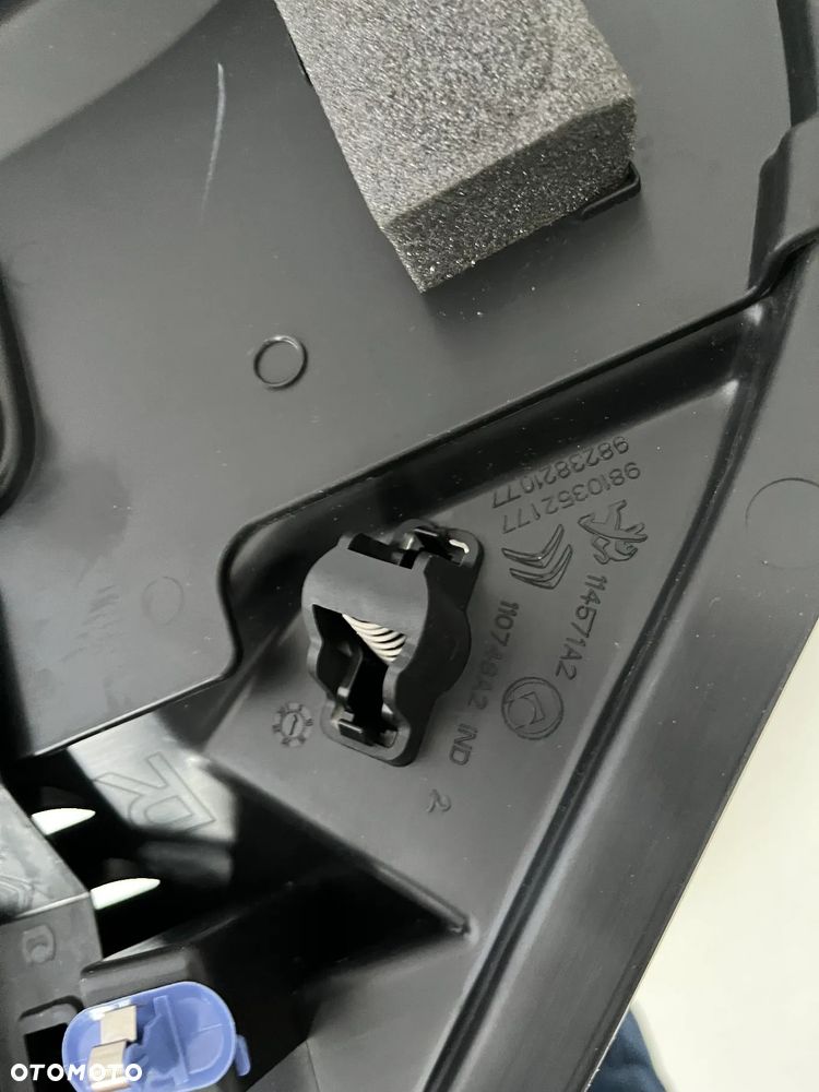 STYROPIAN WYPEŁNIENIE BAGAŻNIKA PEUGEOT 3008  9836903580 - 3