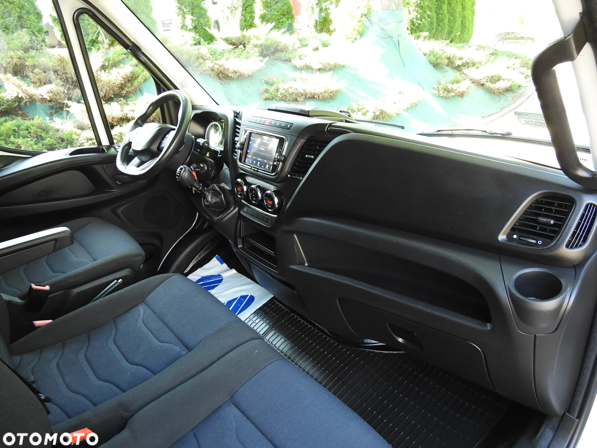 Iveco DAILY 50C18 PLANDEKA WINDA 10 PALET WEBASTO TEMPOMAT NAWIGACJA KLIMATYZACJA LEDY BLIŹNIACZE KOŁA 180KM [ 436150 ] - 40