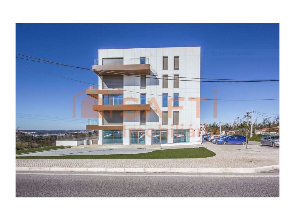 Nova construção, T2 em Leiria, Varandas Amplas, e Vista Castelo, Ga... - Grande imagem: 2/41