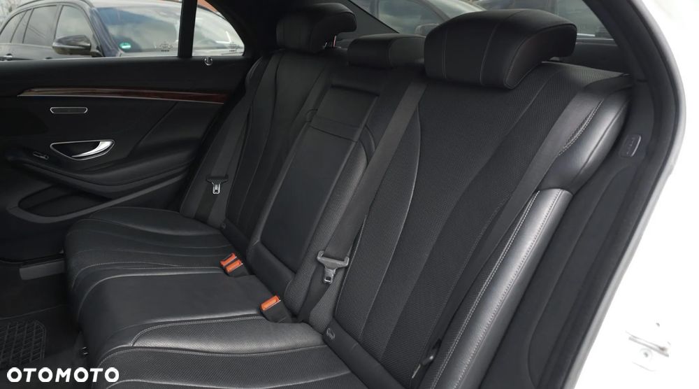 Mercedes-Benz Klasa S 500 4-Matic 7G-TRONIC - 26