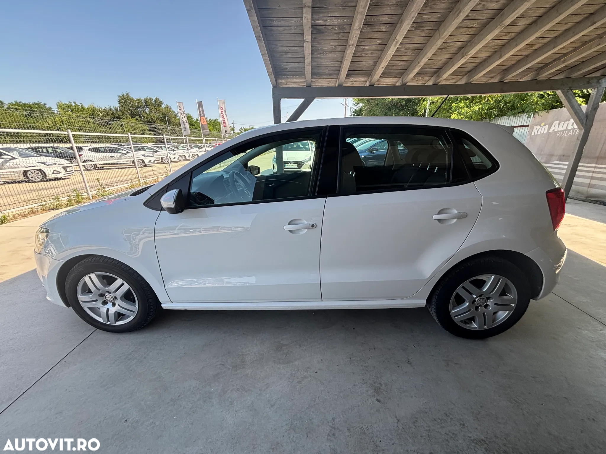 Volkswagen Polo 1.4 TDI CR Comfortline - 6