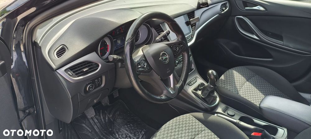 Opel Astra 1.4 Turbo Edition - 29