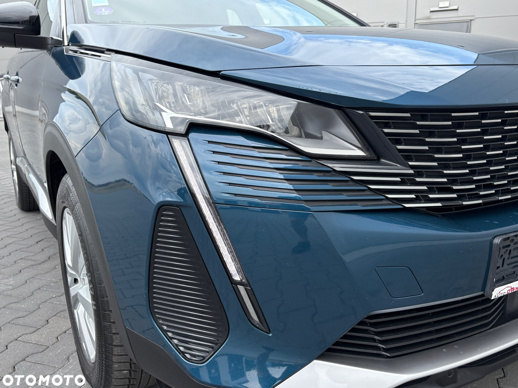 Peugeot 3008 PureTech 130 Stop & Start GPF EAT8 Allure - 31
